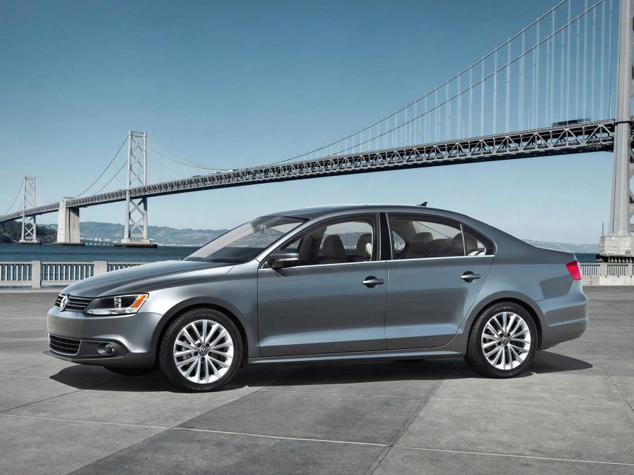  Volkswagen Jetta 2010 года  (US) (фото 23 из 52)